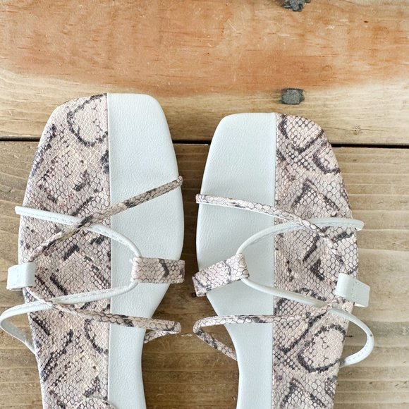 NIB Journee Collection‎ Snake Pattern Vegan Sandals - 8 - Picture 8 of 11